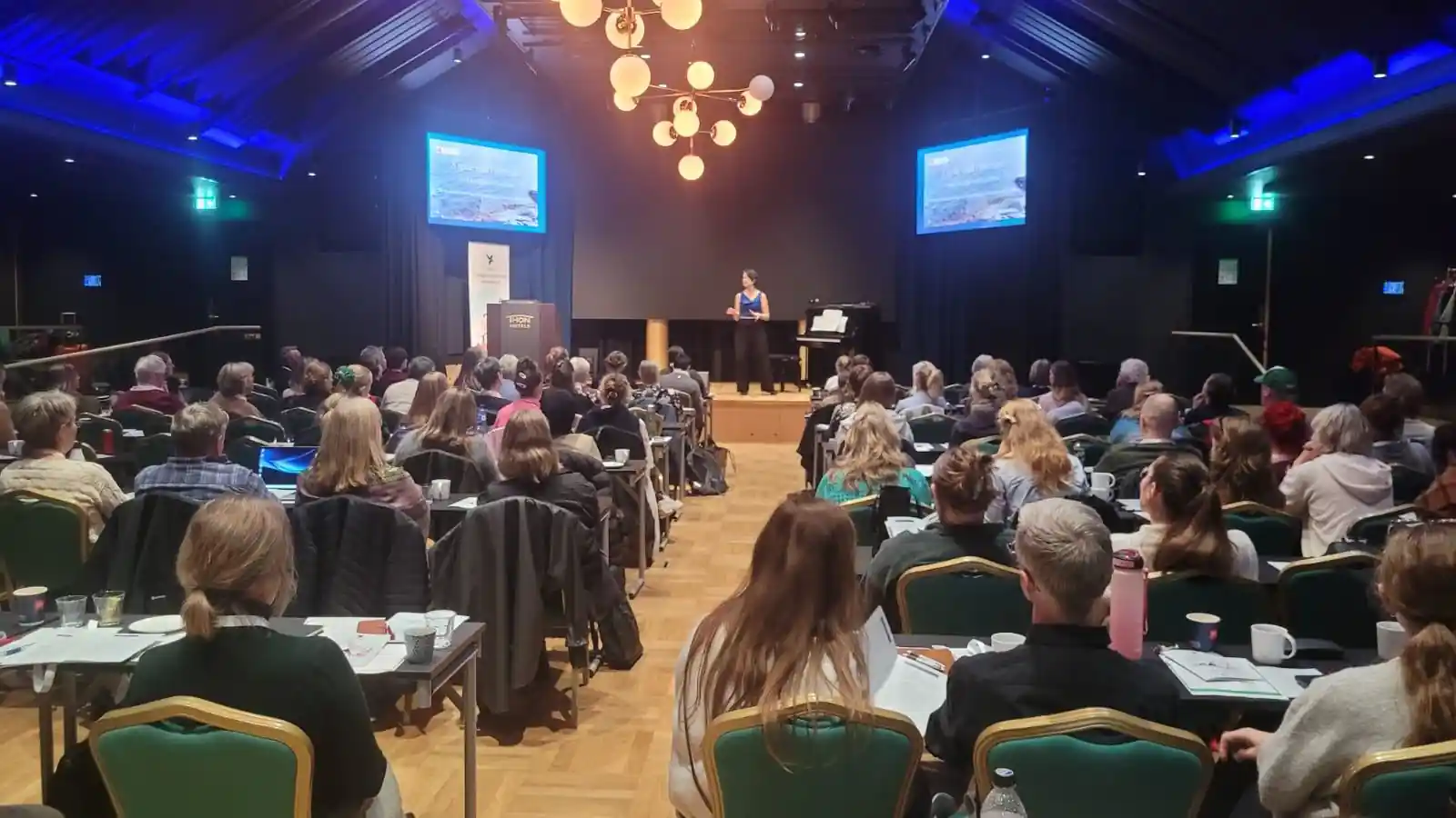 Annabel Guaita på scenen